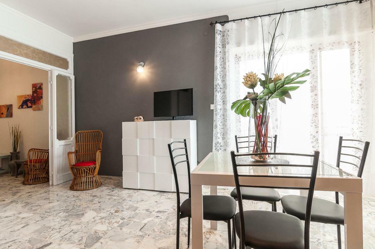 Casa Vacanza Flora Apartment Сперлонга Екстериор снимка