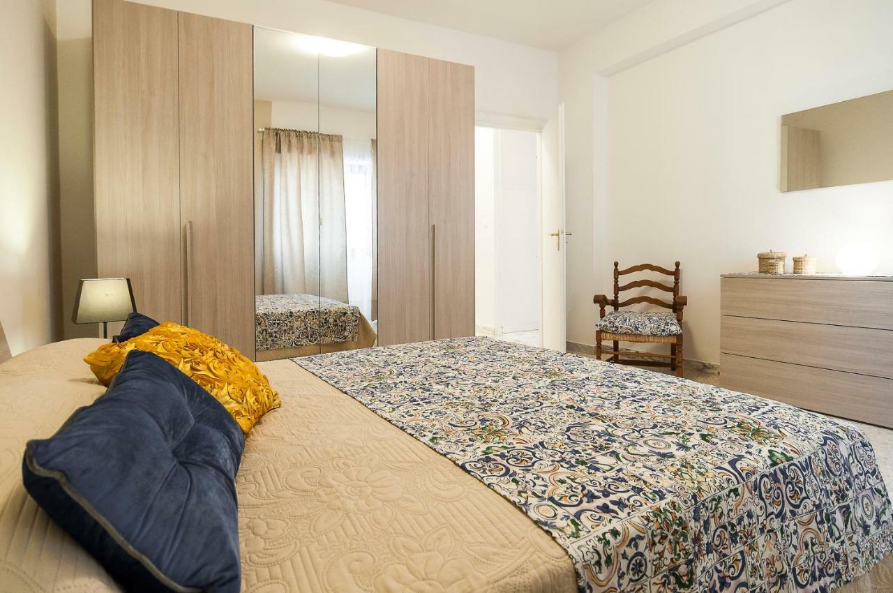 Casa Vacanza Flora Apartment Сперлонга Екстериор снимка