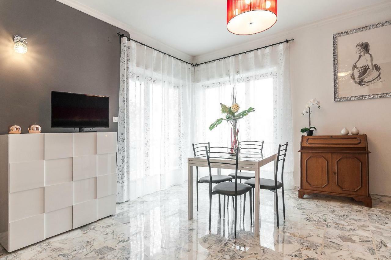 Casa Vacanza Flora Apartment Сперлонга Екстериор снимка