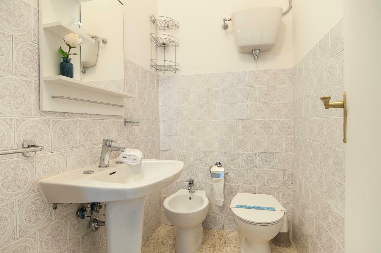 Casa Vacanza Flora Apartment Сперлонга Екстериор снимка