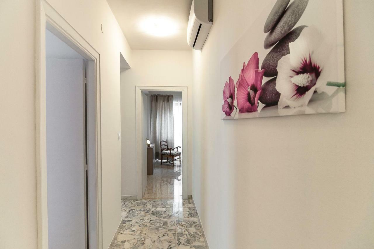Casa Vacanza Flora Apartment Сперлонга Екстериор снимка